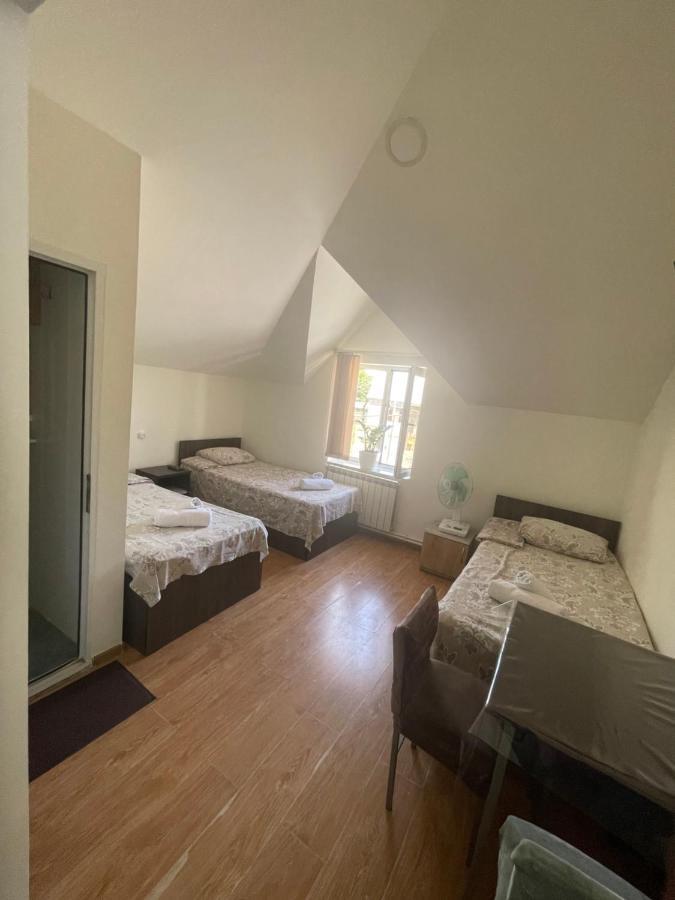 Noragyugh Guest House エレバン エクステリア 写真